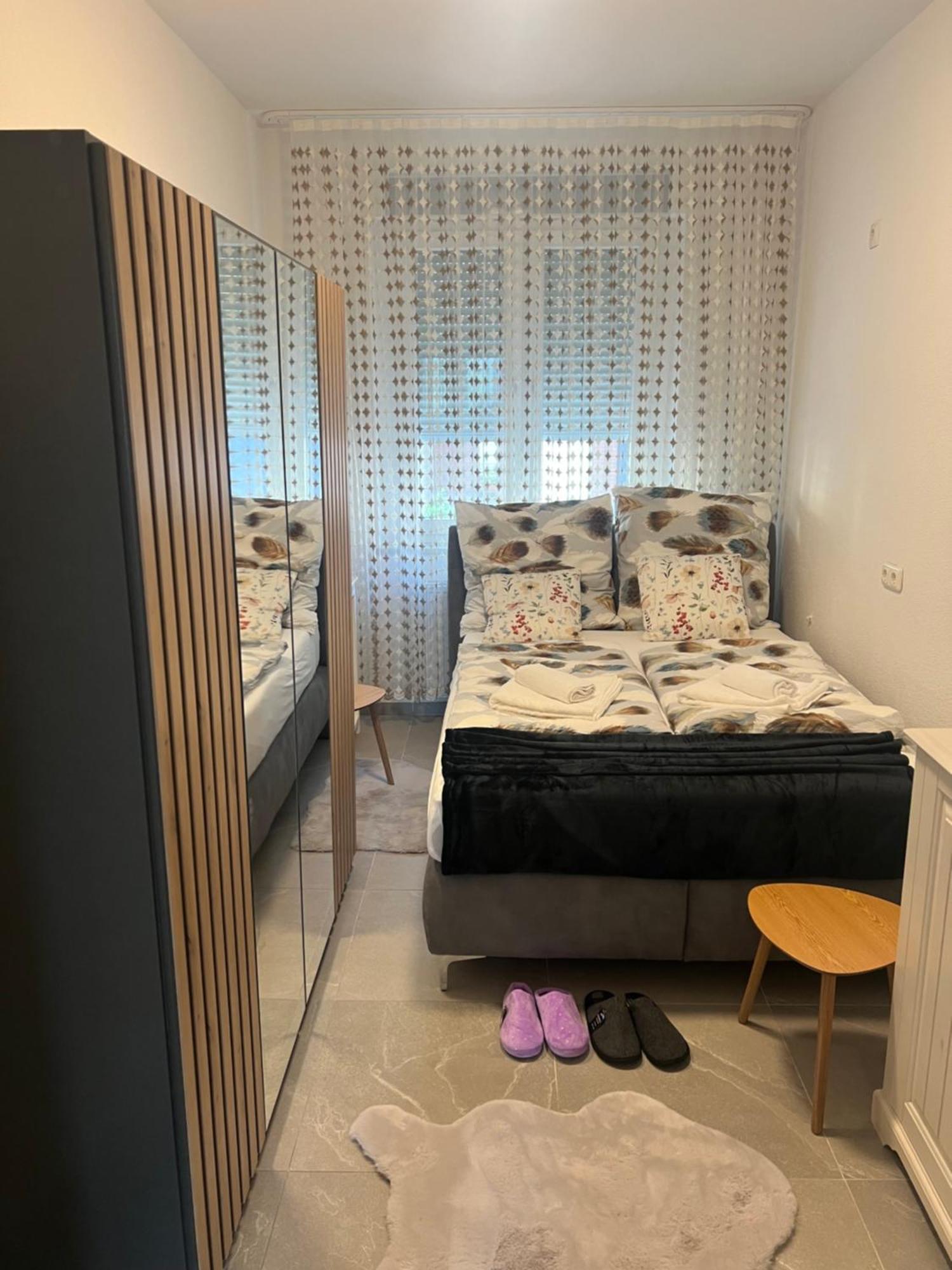 2 In Duisburg-mitte, Altstadt Apartment *